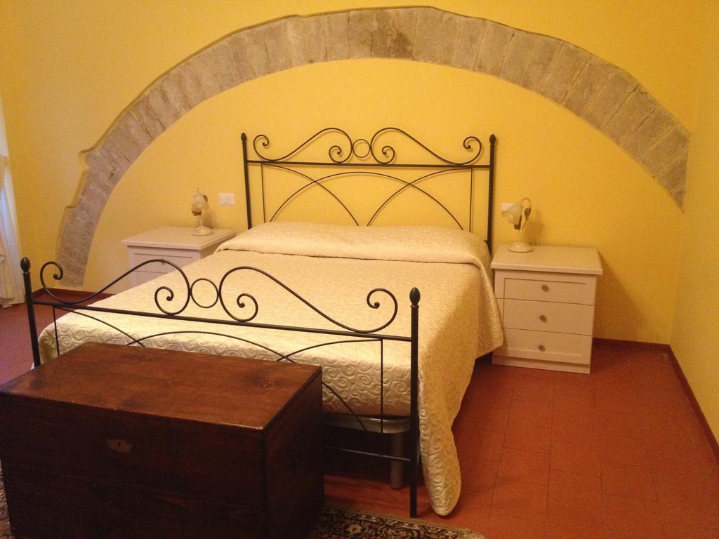 B&B La Dimora Del Capitano Fabriano Oda fotoğraf