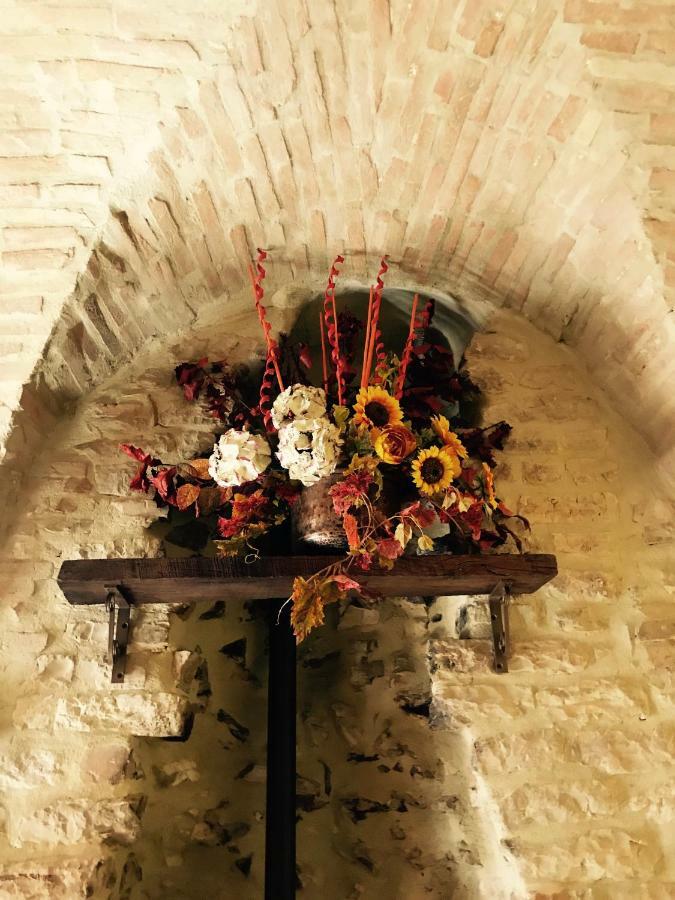 B&B La Dimora Del Capitano Fabriano Dış mekan fotoğraf